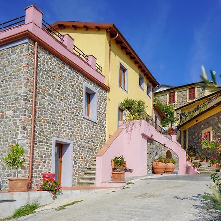 Eremo Dei Poeti Albergo Diffuso Aulla Ngoại thất bức ảnh