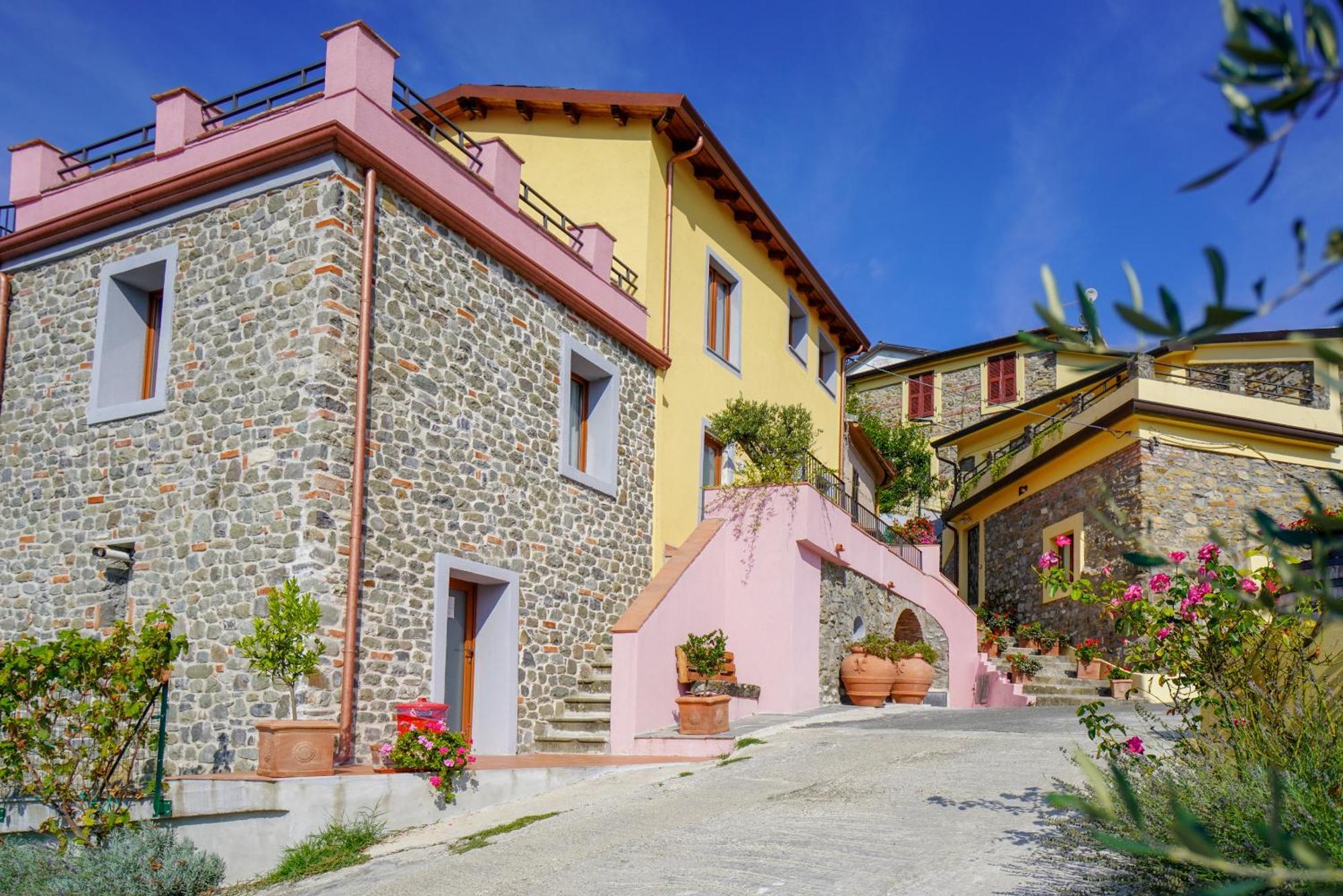 Eremo Dei Poeti Albergo Diffuso Aulla Ngoại thất bức ảnh